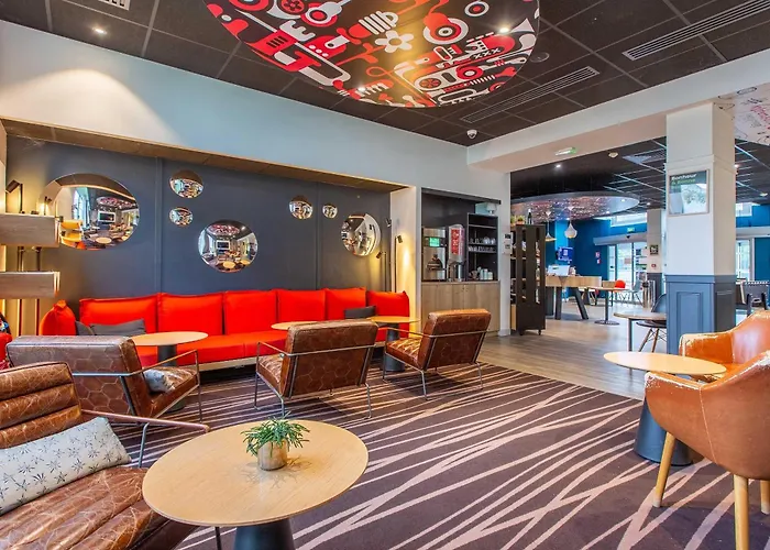 B&B HOTEL Orléans Centre Foch