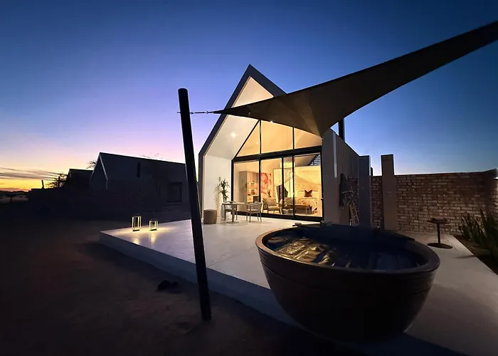 Little Sossus Lodge