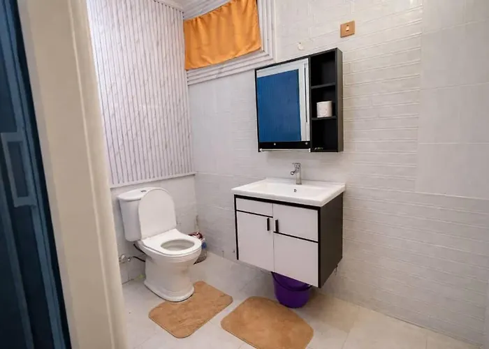 Airport Side Hotel
