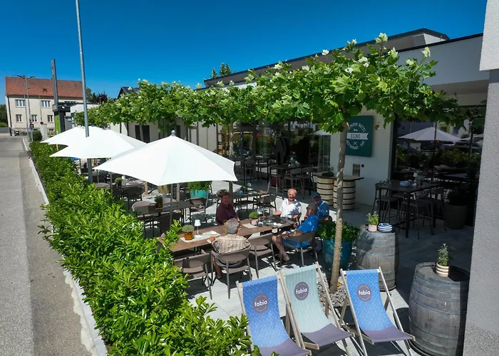 Egino-Premium Hotel, Restaurant & Bar