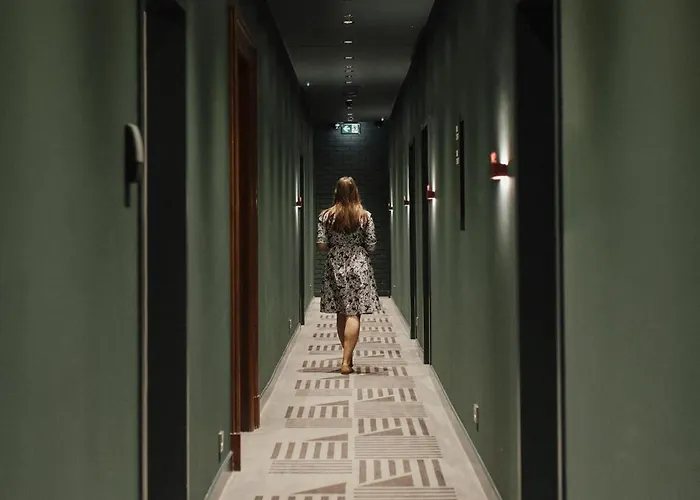 Hotel Oktogon Haggenmacher By Continental Group