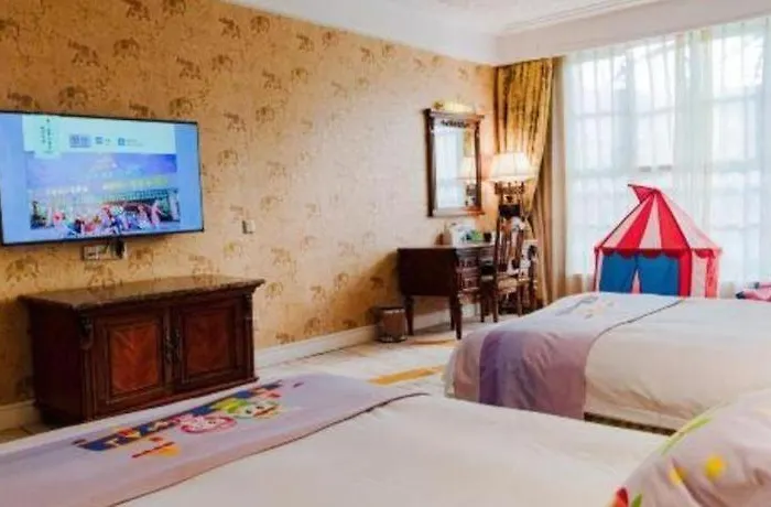 Hangzhou The First World Hotel