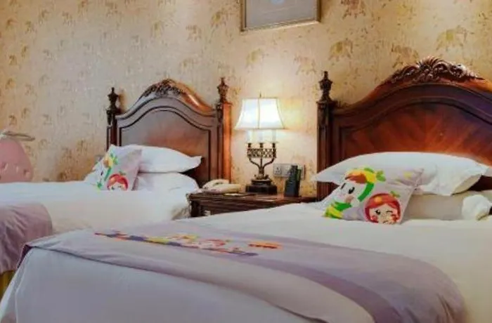 Hangzhou The First World Hotel