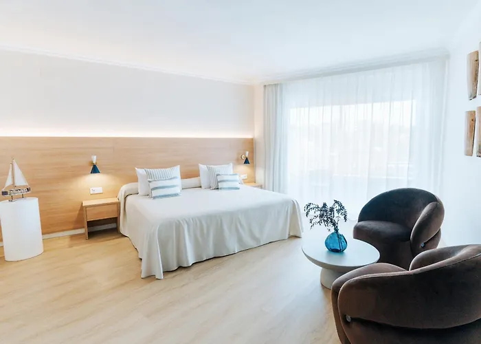 Hotel Cala Font