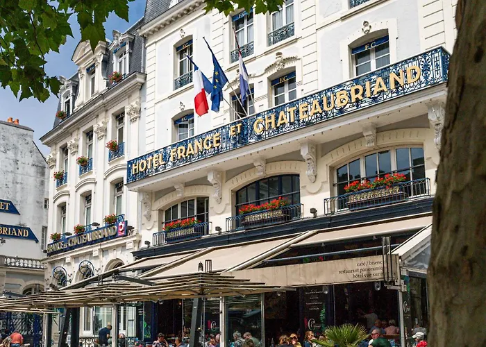 Hotel France Et Chateaubriand
