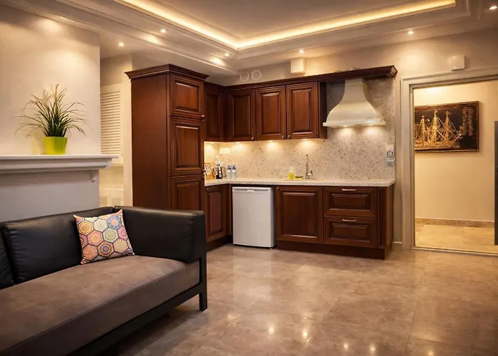 Lion Park Suites & Residence Hotel