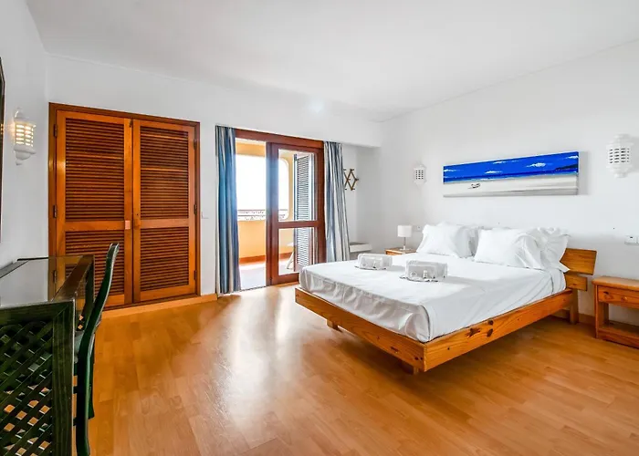 Bellavista Avenida By BeGuest