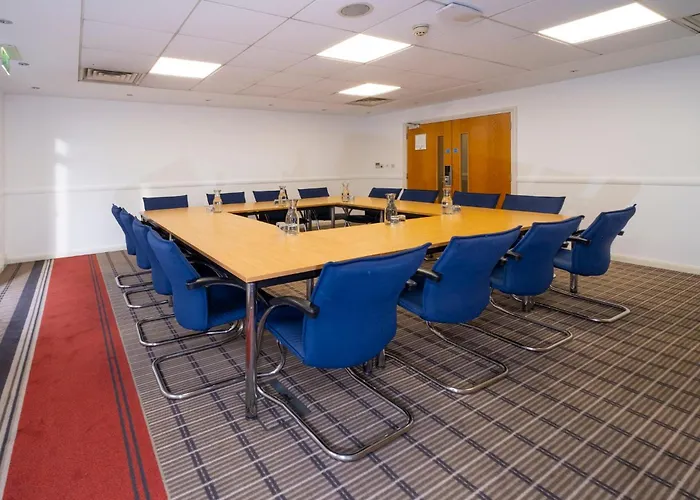 Holiday Inn Express Droitwich Spa By Ihg