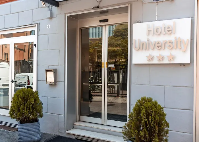 Hotel University