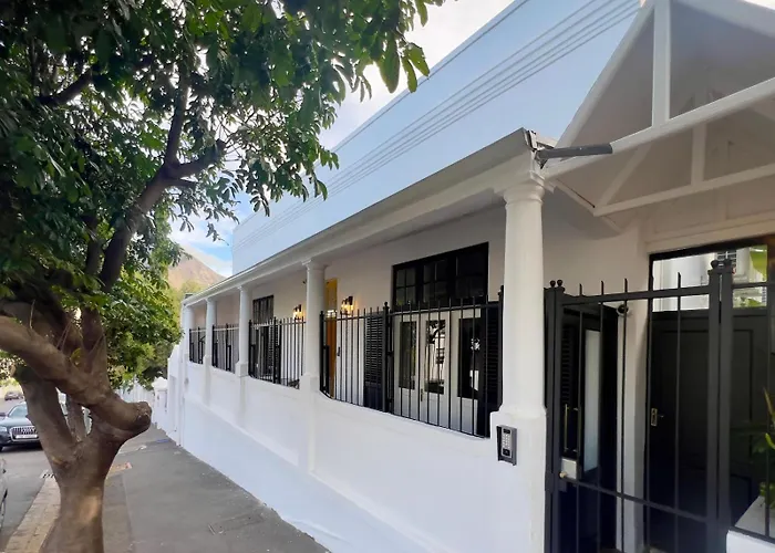Liberty Lodge Guest House Città del Capo