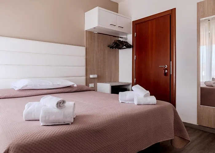 Hotel Etna