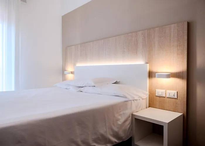 Hotel Etna