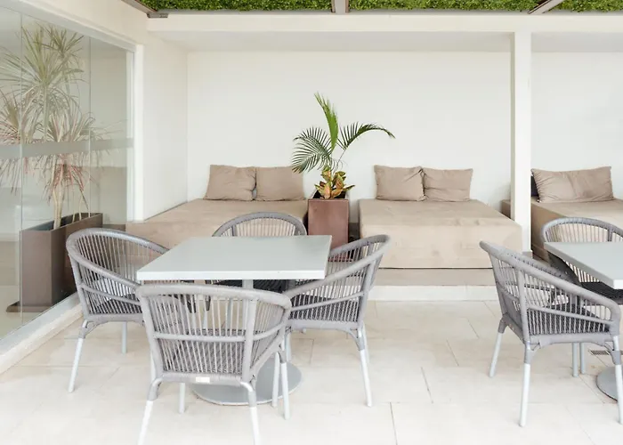 Holiday Inn Express&Suites - Playa del Carmen, an IHG Hotel