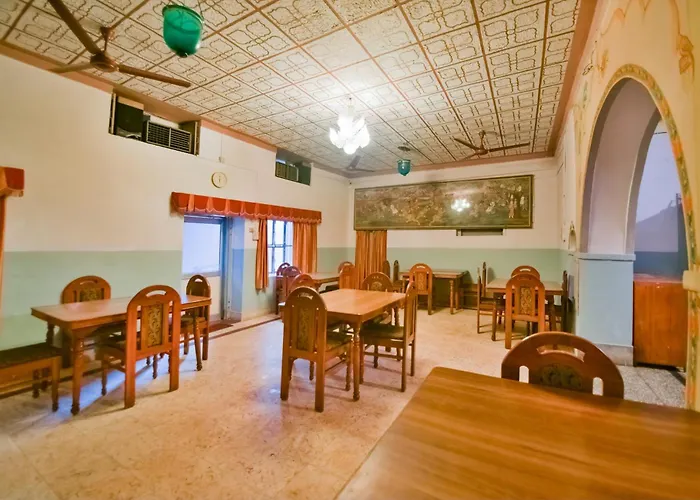Hotel O Raj Kesar
