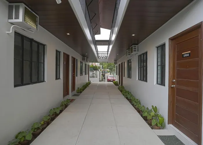 Oyo 736 Jade Apartelle