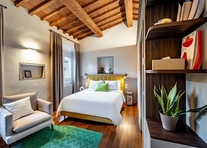 Le Torri By Dimora Collection - 18Th-Century Palazzo Suites In Florence - Adults Only