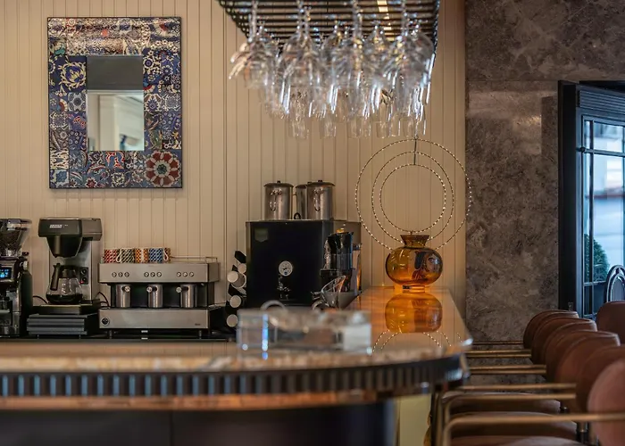 Aliba Hotel