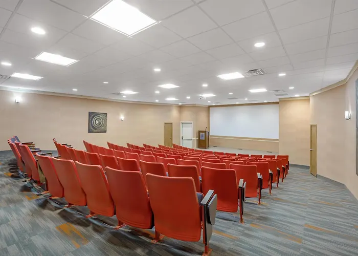 Best Western Plus Dubuque Hotel And Conference Center