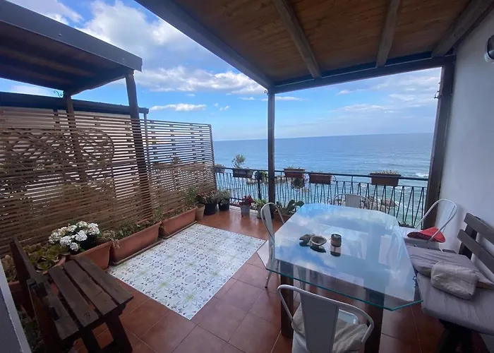 Teocle Beach Rooms