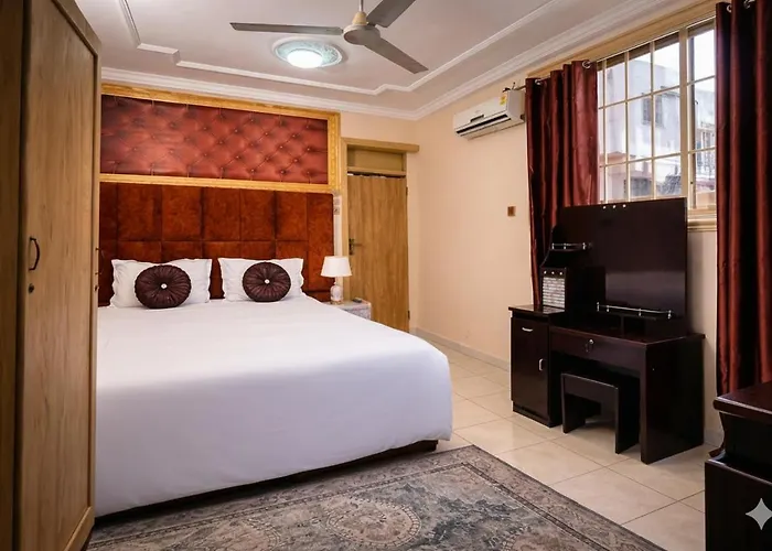 Airport Side Hotel