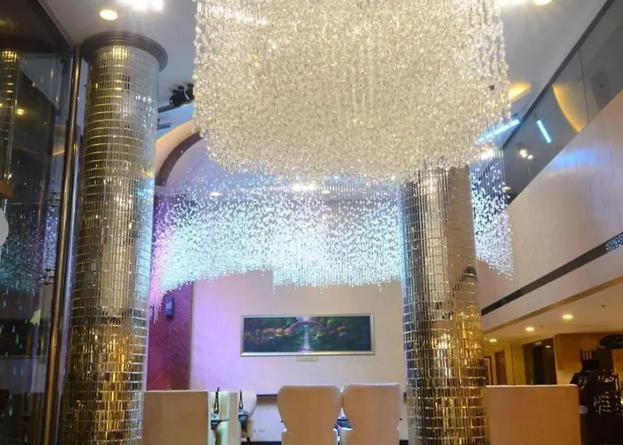 Le Monet Hotel