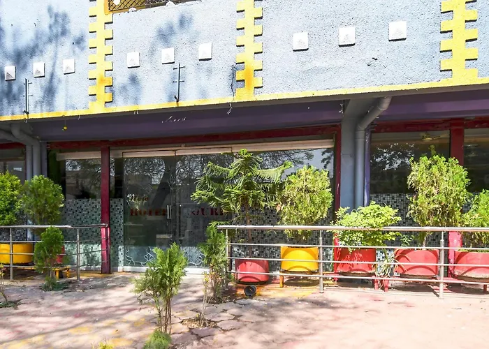 Hotel Gouri Inn