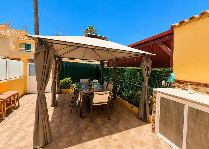 Bungalow With Terrace Bbq Private Parking Pool