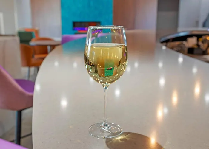 Cambria Hotel Northlake Conference Center - Roanoke