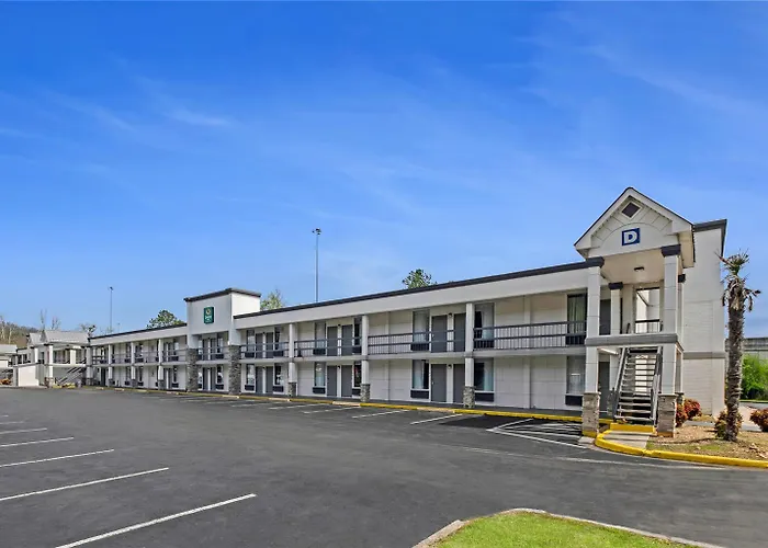 Quality Inn Dalton East
