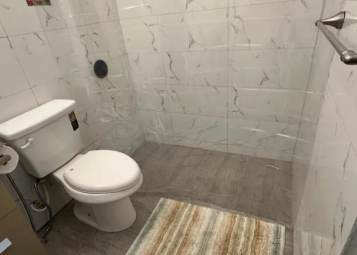Los Patos Waterfront Private Suites