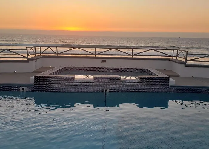 Casa Mar Verde - Oceanfront Penthouse - Pool & Jacuzzi