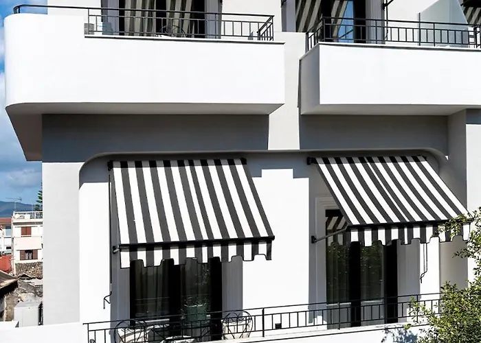 Lord Byron Luxury Suites