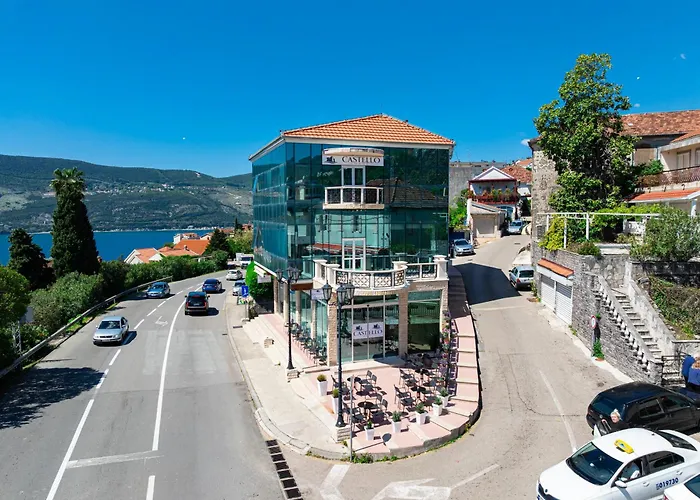 Castello Mare Residence