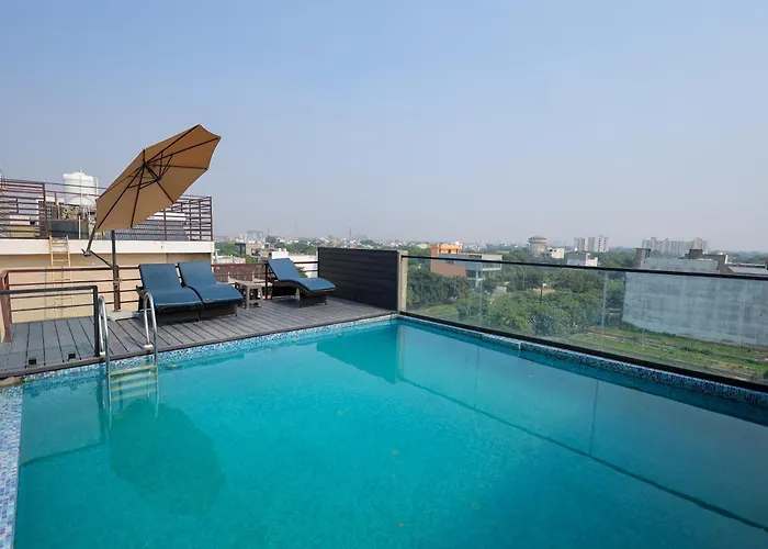 The Taj Pearl Hotel Agra 