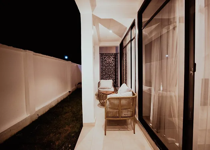 Nook Villas