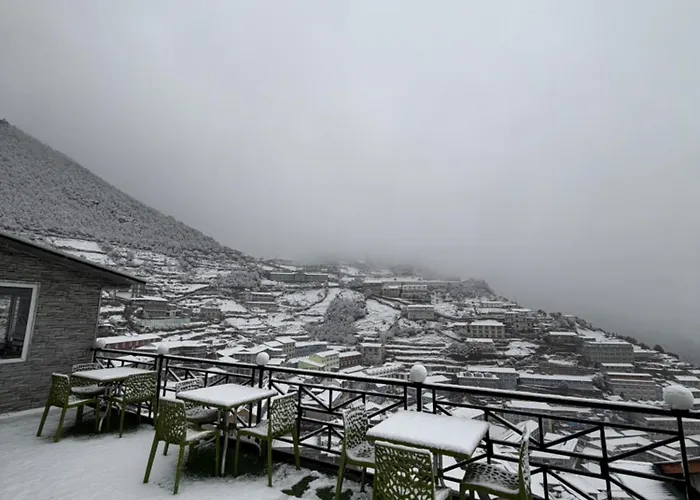 Hotel Mountain View - Namche