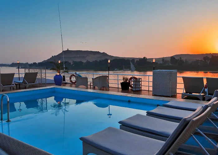 Nile Cruise From Luxor To Aswan