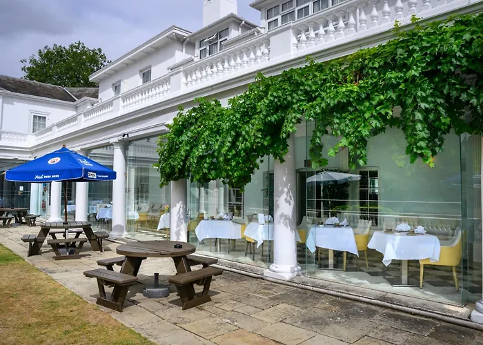 Manor Of Groves Hotel, Golf & Health Club