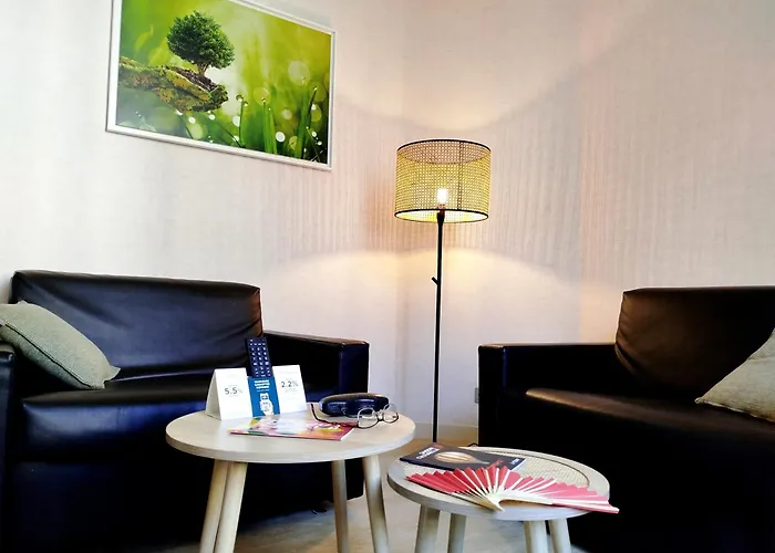 Logis Hotel-Restaurant Le Fontarabie
