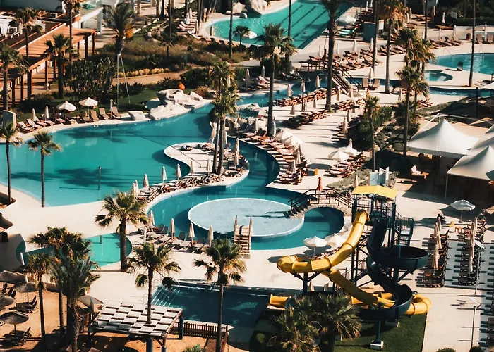 Adams Beach Hotel&Spa