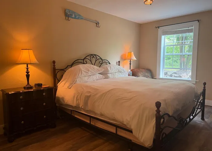 Inn At Harbour Village