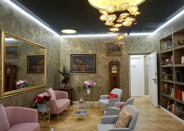 Hotel Caravita