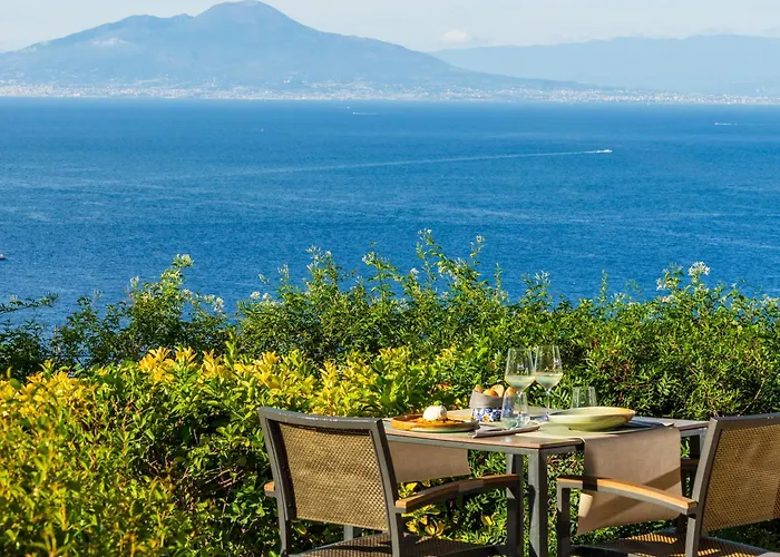 Capri Wine Hotel