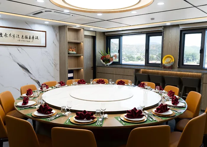 Timor Plaza Hotel & Apartments