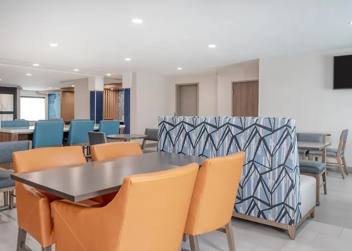 Holiday Inn Express - Rensselaer By Ihg