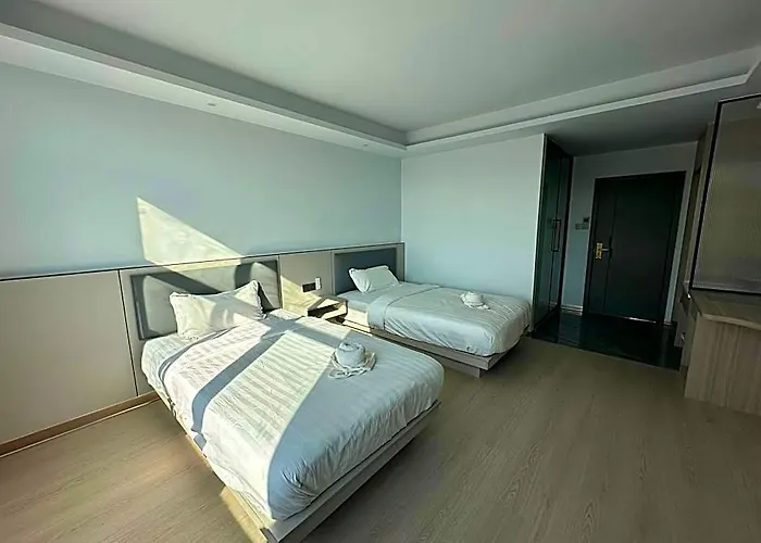 Champa Hotel