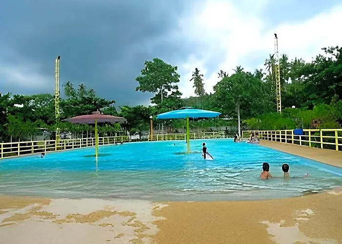 Camp Holiday Resort & Recreation Area