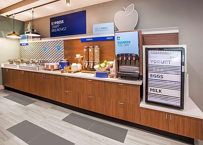 Holiday Inn Express & Suites New Liskeard By Ihg