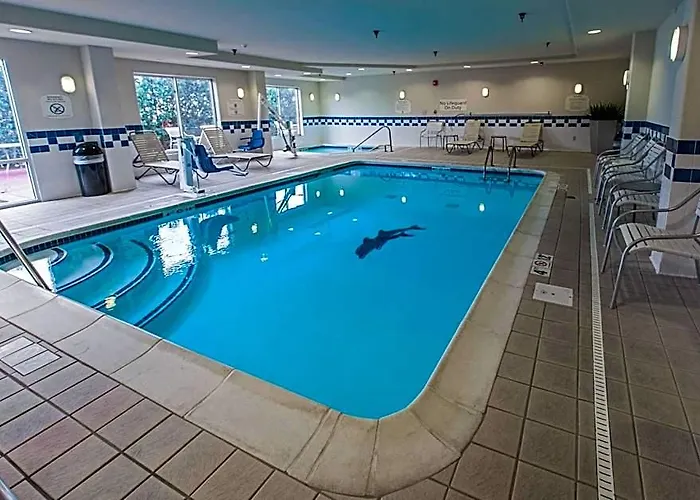 Fairfield Inn & Suites Toledo North