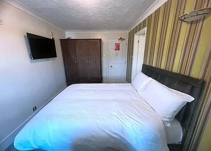 Rivenhall Garden Hotel